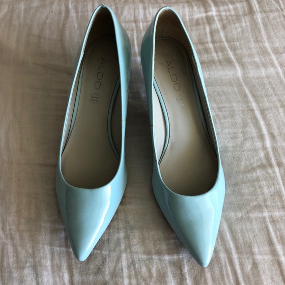 Aldo 2" Pointed Toe Heels - Baby Blue Patent Leather - Size 10 - Picture 1 of 16
